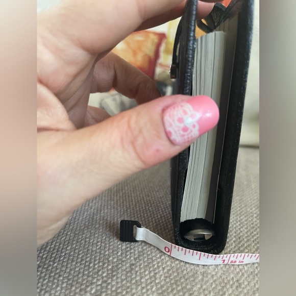 GUCCI Web Black GG Logo Agenda Notebook/Passport Cover⭐️PRiSTiNE⭐️COA⭐️ - Picture 13 of 15